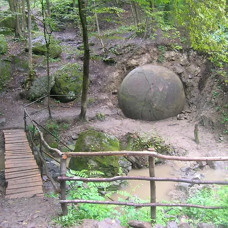 Apartment Big Stone Sphere - Bosnia Wonder Forest Zavidovici